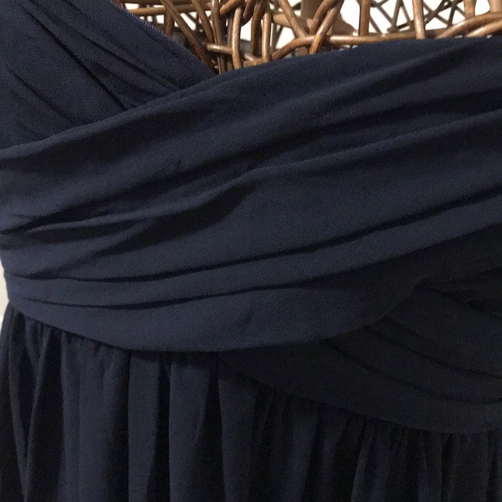 Dress - Picture 4 of 7